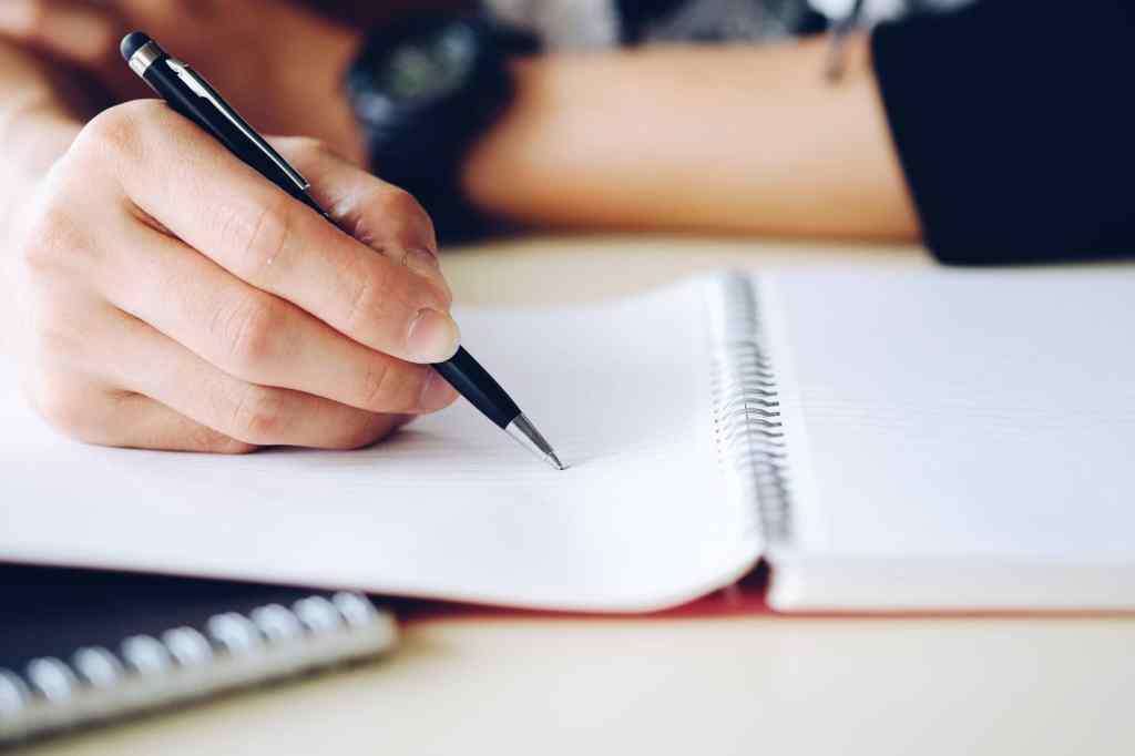 50 Amazing Topics for Persuasive Essay – Tips and Tricks- 2022&nbsp;Guide